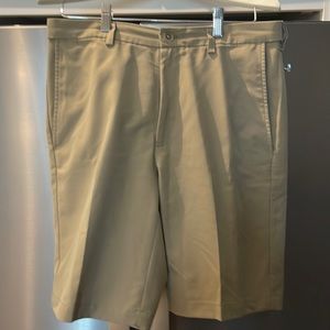Haggar never worn adjustable shorts